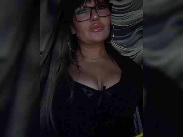 Brunetochkaaa webcam