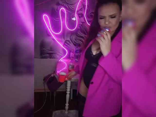 Brunetochkaaa webcam