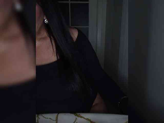 Brunetochkaaa webcam