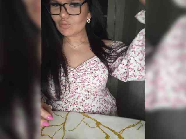 Brunetochkaaa webcam