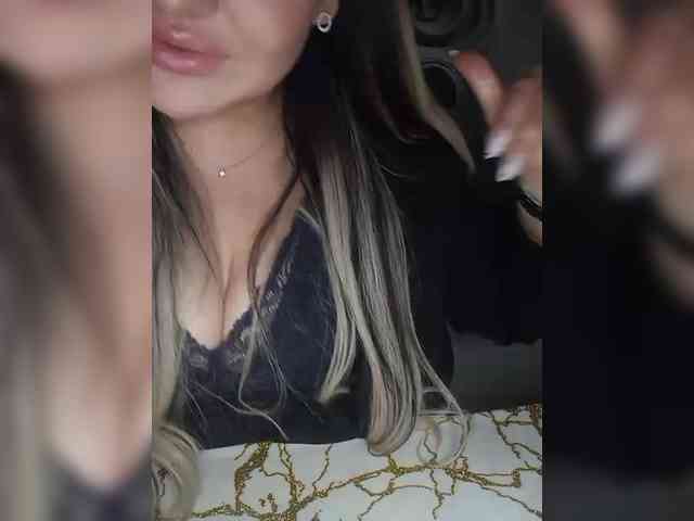 Brunetochkaaa webcam
