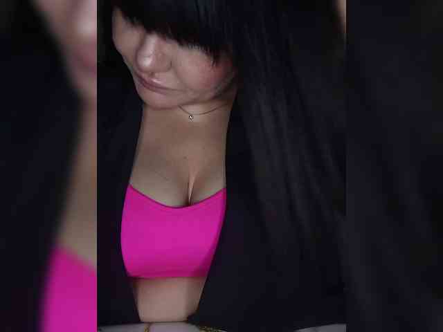 Brunetochkaaa webcam