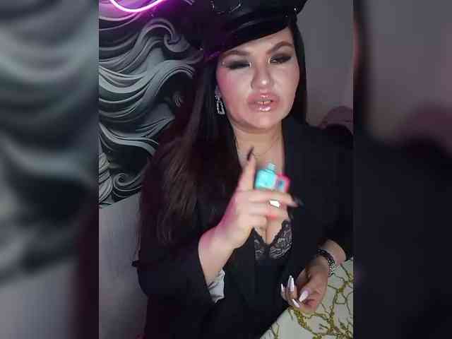 Brunetochkaaa webcam