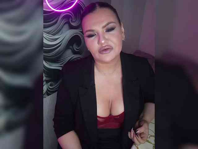 Brunetochkaaa webcam