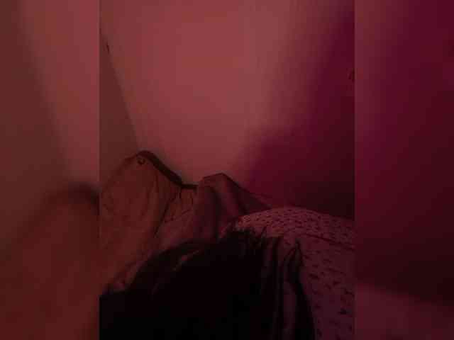 Brunetochkaaa webcam