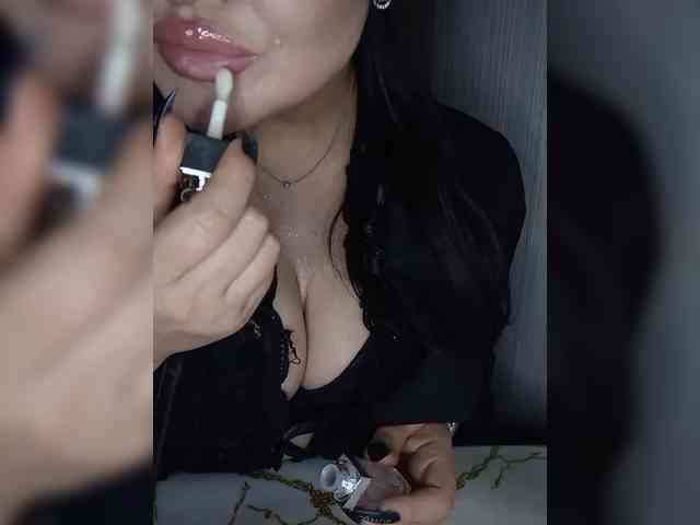 Brunetochkaaa webcam