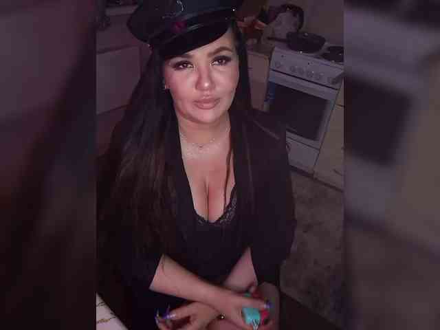 Brunetochkaaa webcam