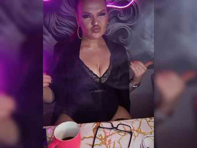 Brunetochkaaa webcam