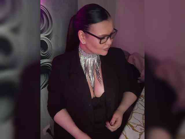 Brunetochkaaa webcam