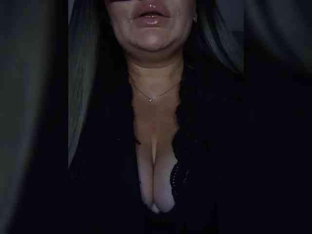 Brunetochkaaa webcam