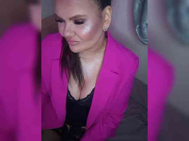 Brunetochkaaa webcam