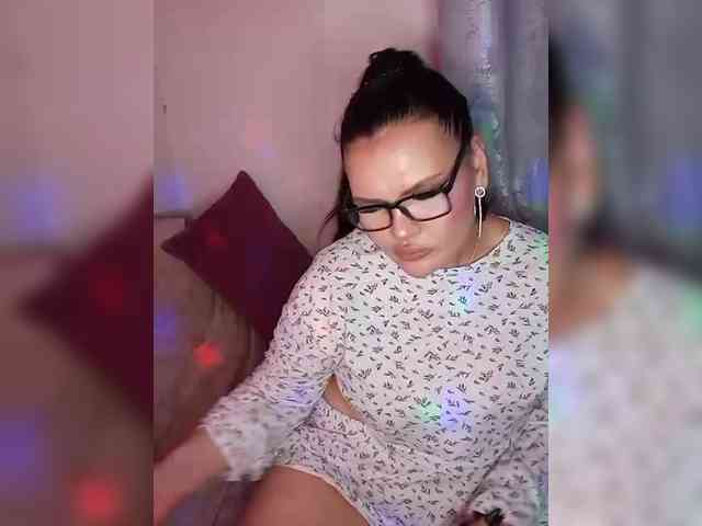 Brunetochkaaa webcam