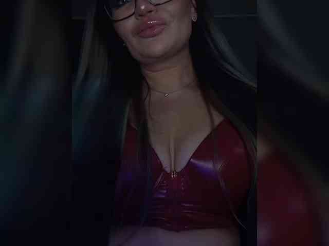 Brunetochkaaa webcam