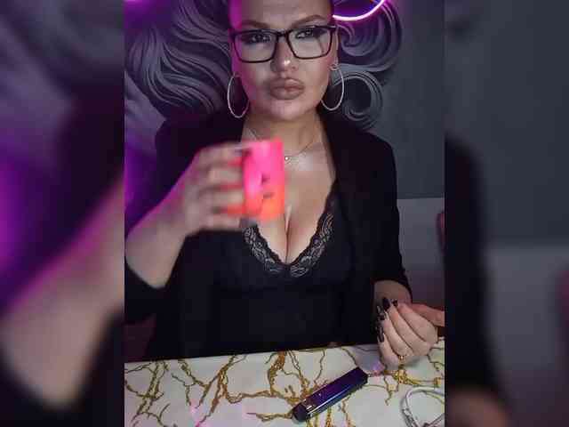 Brunetochkaaa webcam