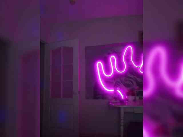 Brunetochkaaa webcam