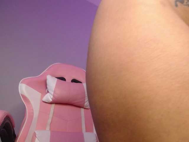 ChantalPetit's BongaCams show and profile