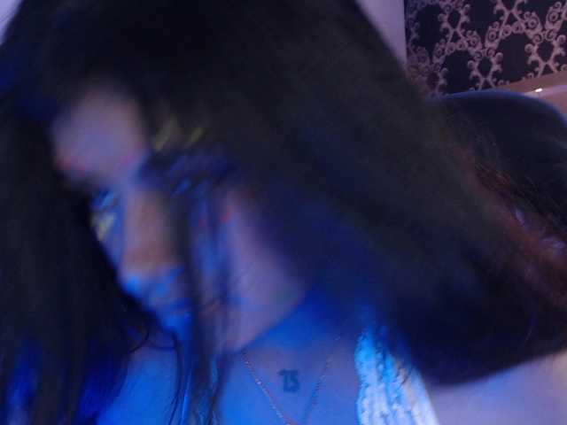 ChantalPetit's BongaCams show and profile