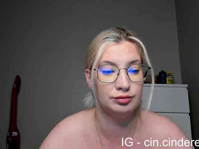 Cinderella07 webcam