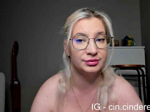 Cinderella07 webcam