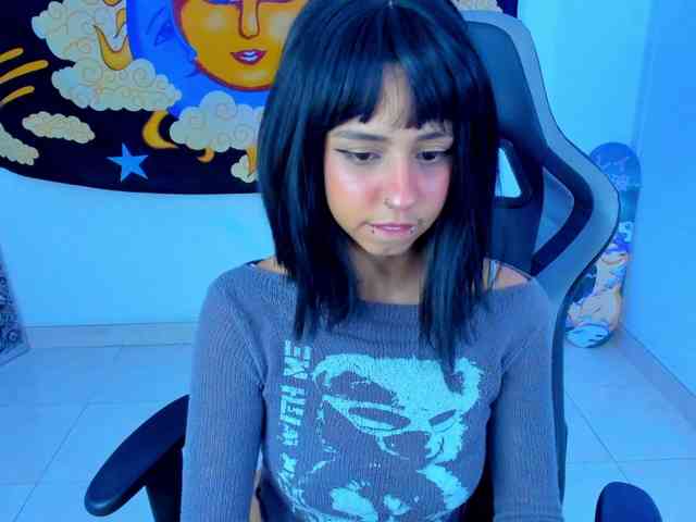 Harakitty777 webcam