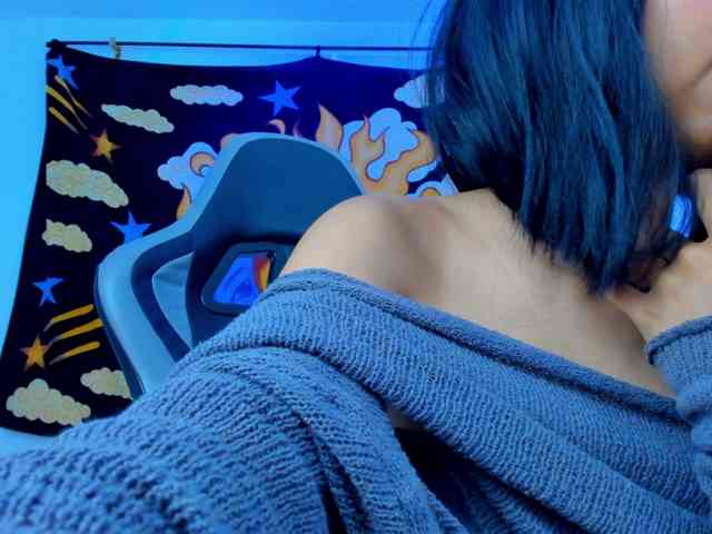 Harakitty777 webcam