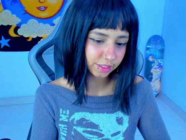 Harakitty777 webcam