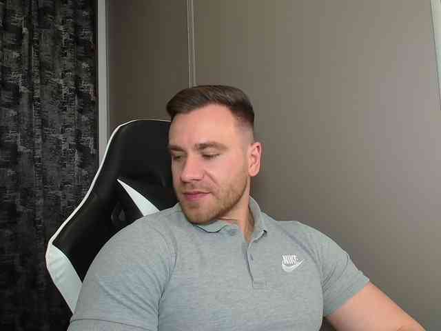 Thori921 Live Webcam on BongaCams