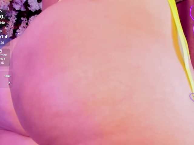 Mia-Bloom's BongaCams show and profile