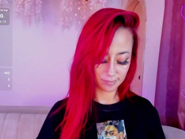 Mia-Bloom's BongaCams show and profile