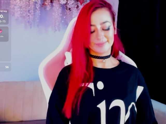 Mia-Bloom's BongaCams show and profile