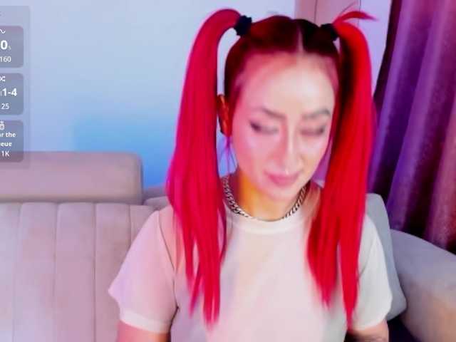 Mia-Bloom's BongaCams show and profile