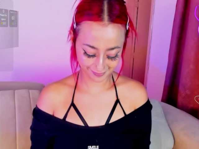 Mia-Bloom's BongaCams show and profile