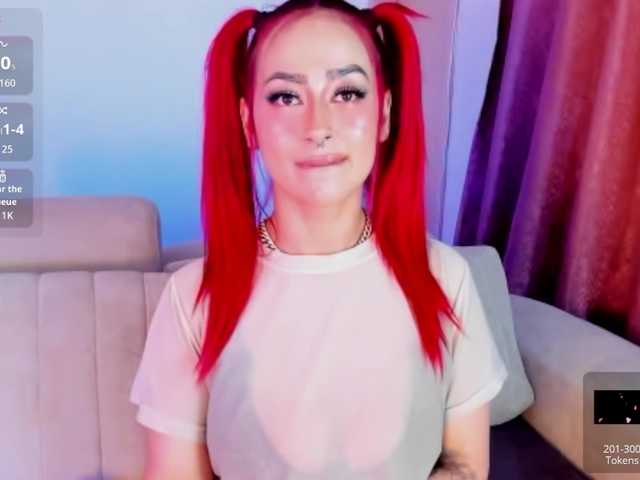 Mia-Bloom's BongaCams show and profile