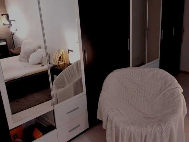 aryahunt's BongaCams show and profile