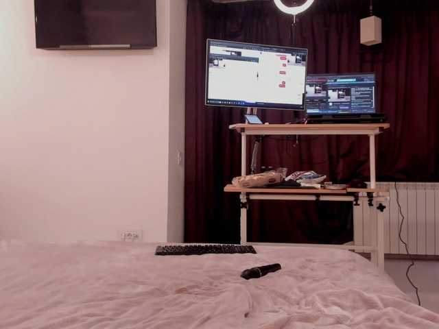 aryahunt's BongaCams show and profile