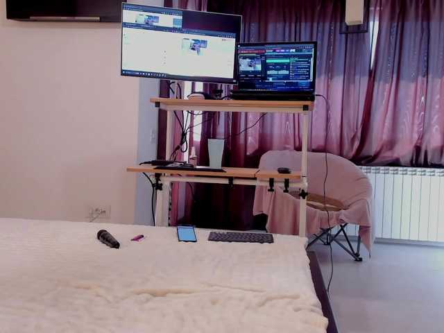 aryahunt's BongaCams show and profile