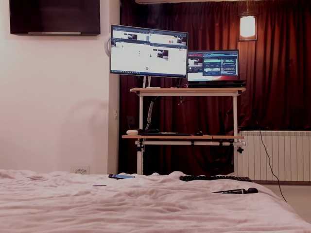 aryahunt's BongaCams show and profile