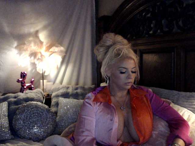  xtinastar chat room