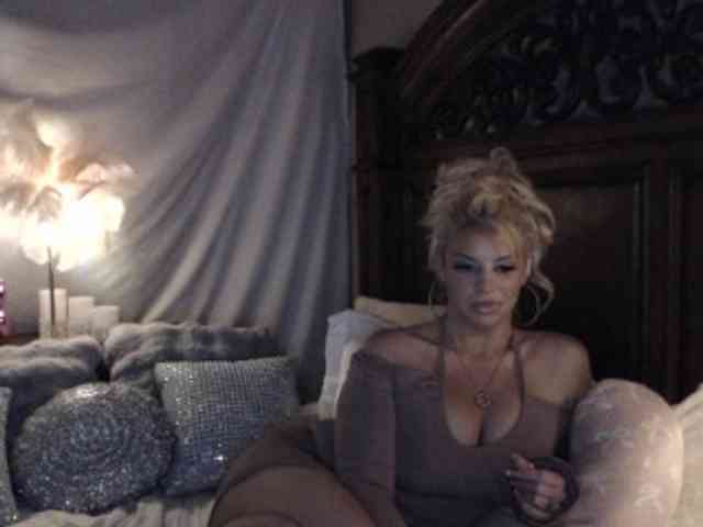 GwenTaylor webcam