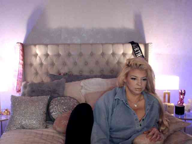 GwenTaylor webcam