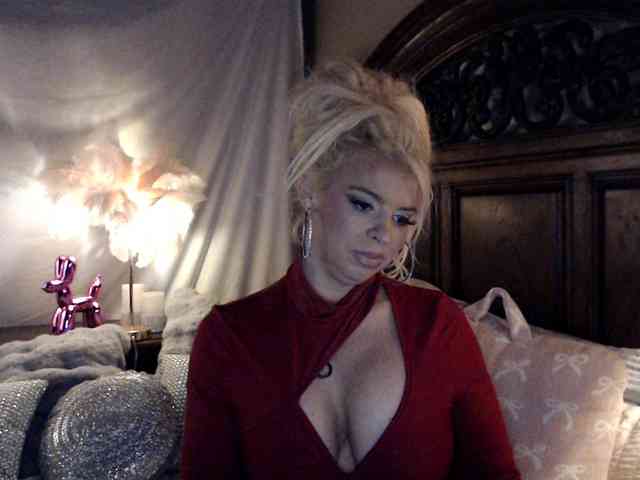 GwenTaylor webcam