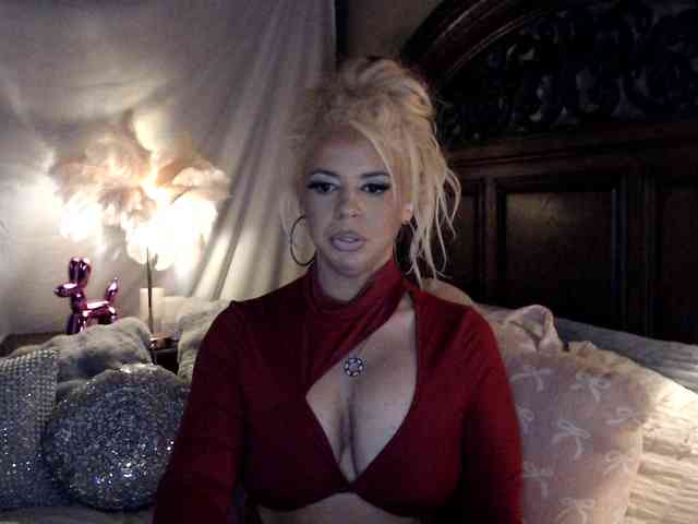 GwenTaylor webcam