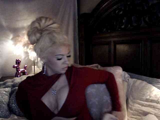 GwenTaylor webcam
