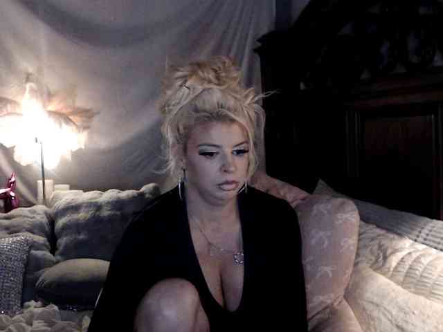 GwenTaylor webcam