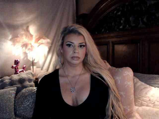 GwenTaylor webcam