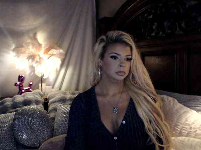 GwenTaylor webcam