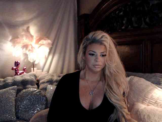 GwenTaylor webcam