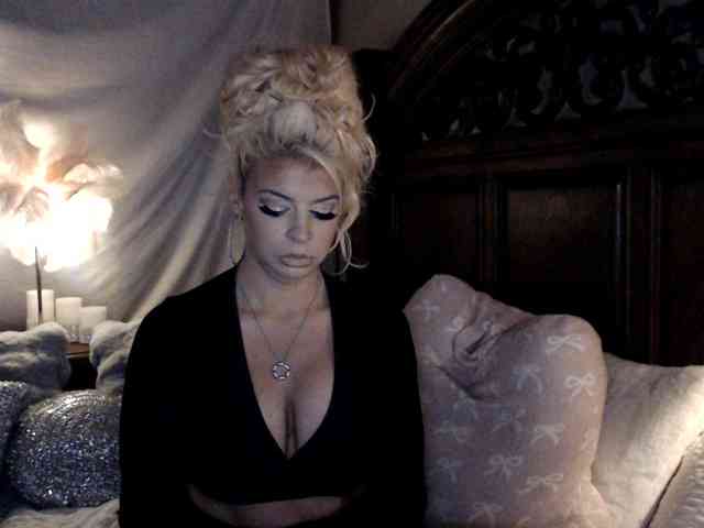 GwenTaylor webcam
