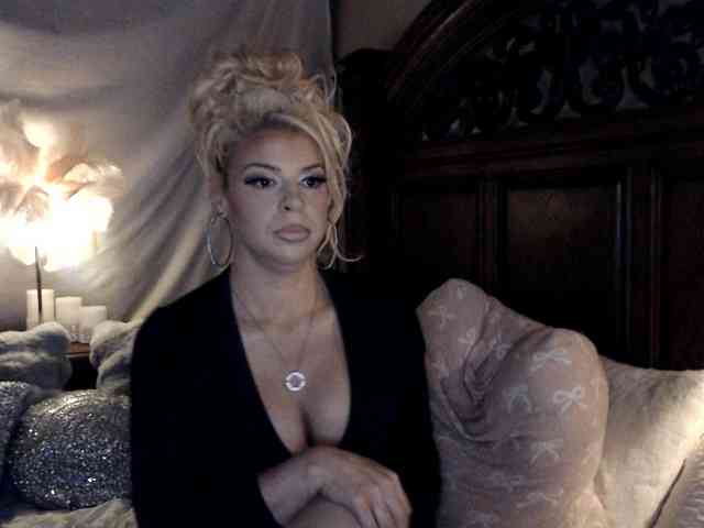 GwenTaylor webcam