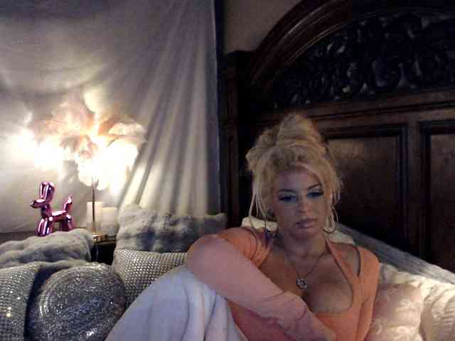GwenTaylor webcam